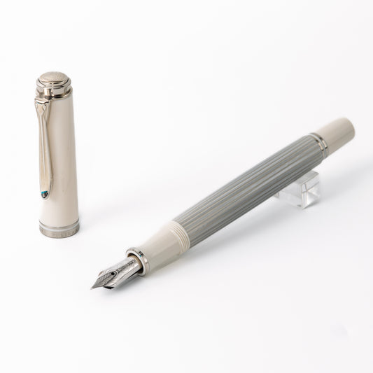 Pelikan Souverän M405 Silver-White Fountain Pen (M)