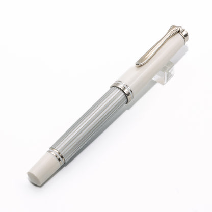 Pelikan Souverän M405 Silver-White Fountain Pen (M)