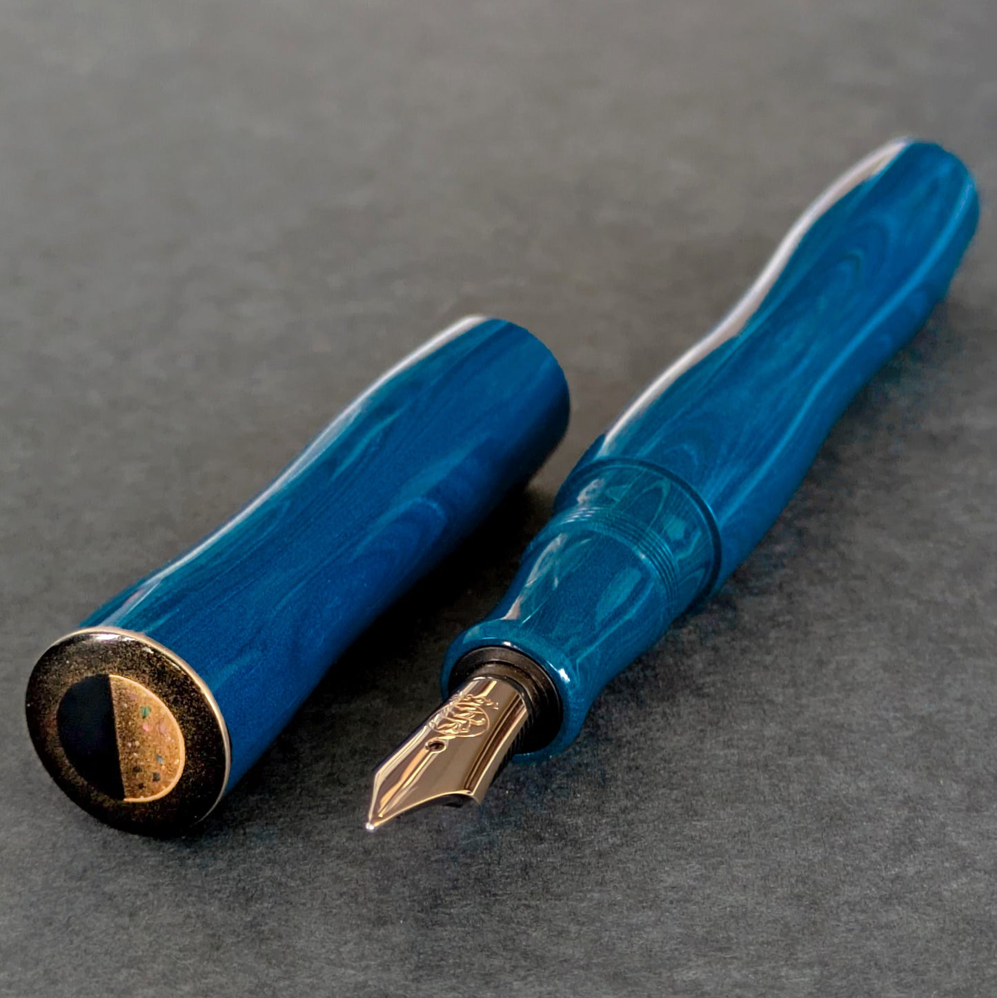 Half Moon (OLE), MAHINA Collection, BUNGUBOX x Eboya Friendship Pen 