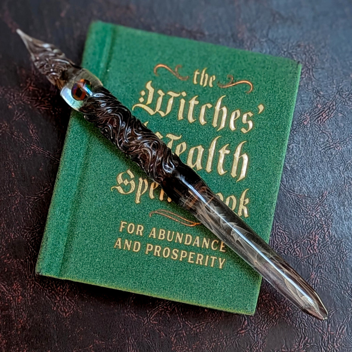 The mini Witch glass pen, BUNGUBOX x Synchronicity Glass Art